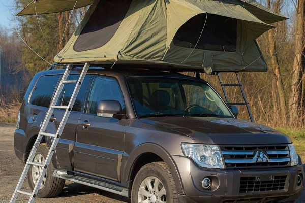 Albania 4x4 off-road car rental Rexton. Albania 4x4 off-road.