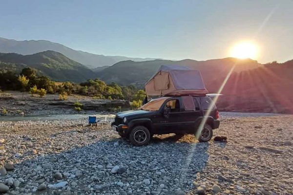 Albania 4x4 off-road car rental Rexton. Albania 4x4 off-road.