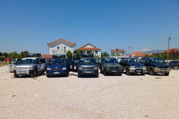 Albania 4x4 off-road car rental Rexton. Albania 4x4 off-road.