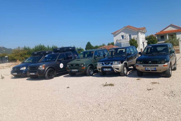Albania 4x4 off-road car rental Rexton. Albania 4x4 off-road.