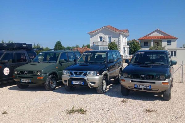 Albania 4x4 off-road car rental Rexton. Albania 4x4 off-road.