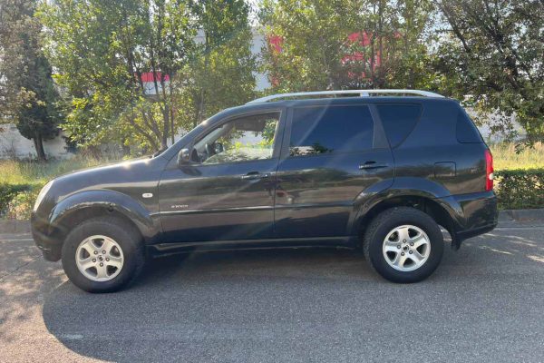 Albania 4x4 off-road car rental Rexton. Albania 4x4 off-road.