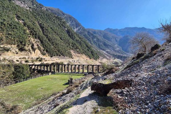 Albania 4x4 car rental. The Ali Pasha Aqueduct in Albania