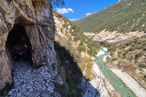 Albania 4x4 car rental. The Ali Pasha Aqueduct in Albania