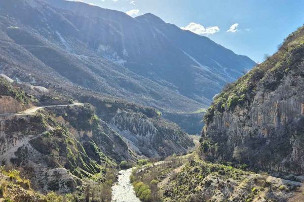 Albania 4x4 car rental. The Ali Pasha Aqueduct in Albania