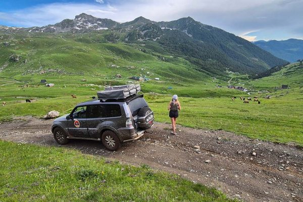 Mitsubishi Pajero 3. 4×4 Off-Road Expedition and Camping in Albania