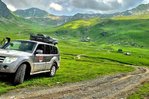 Mitsubishi Pajero 3. 4×4 Off-Road Expedition and Camping in Albania